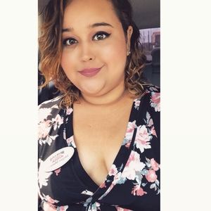 Meet your Posher, Megan